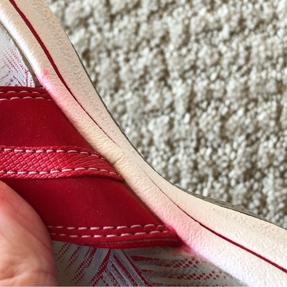 Clarks Collection Flip-flops - Picture 10 of 10